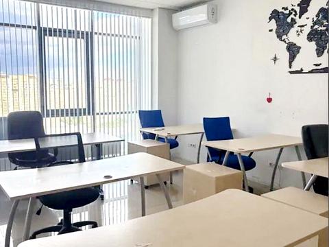 коммерческая по адресу Трускавецкая ул., 8