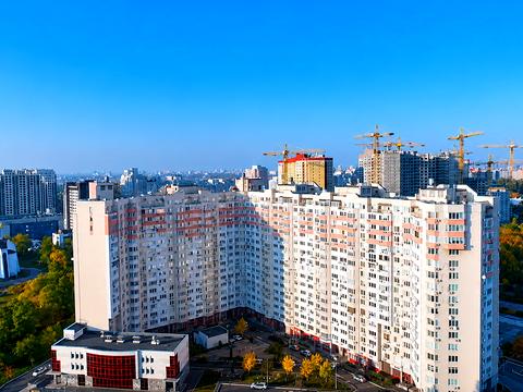 комерційна за адресою Василя Касіяна вул., 2/1