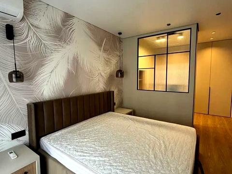 1866495677953806
