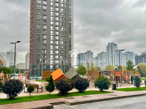 квартира за адресою Дніпровська набережна вул., 20-Б