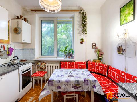 квартира за адресою Івана Світличного вул. (Петровського), 10