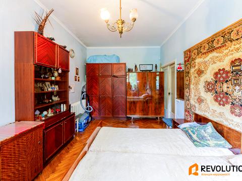 квартира за адресою Івана Світличного вул. (Петровського), 10