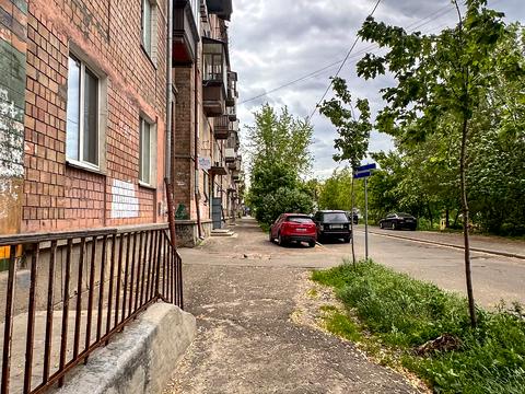 квартира за адресою Івана Світличного вул. (Петровського), 10