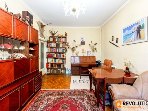 квартира за адресою Івана Світличного вул. (Петровського), 10