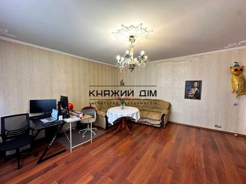 квартира по адресу Драгоманова ул., 6-А