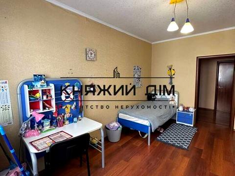 квартира по адресу Драгоманова ул., 6-А