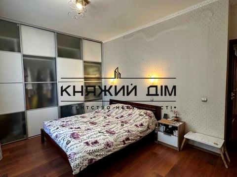 квартира по адресу Драгоманова ул., 6-А