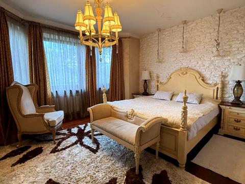 будинок за адресою Каменярів вул.