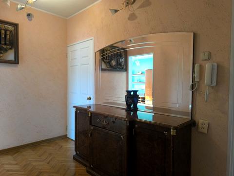 квартира за адресою Академіка Корольова вул., 74б