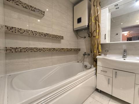 квартира за адресою Академіка Корольова вул., 74б