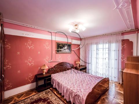 квартира по адресу Николая Ушакова ул., 12