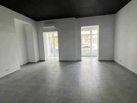 комерційна за адресою Пасічна вул., 8