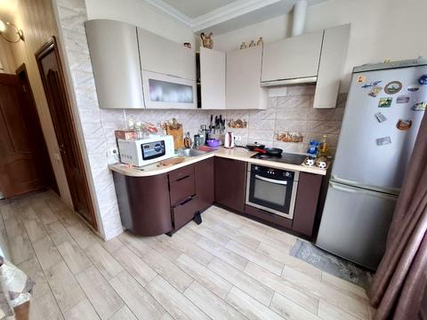 квартира за адресою Академіка Заболотного вул., 28