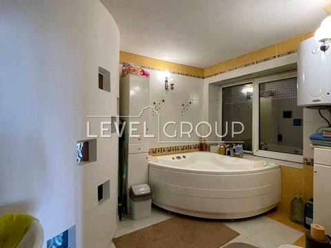 квартира по адресу Ревуцкого ул., 5