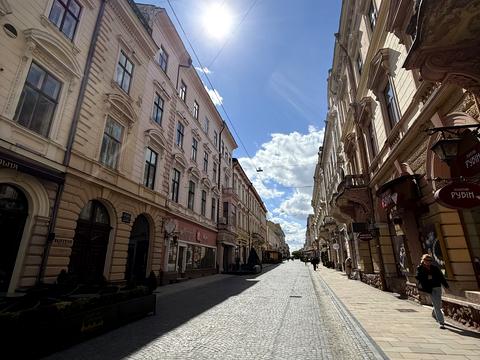 квартира за адресою Ольги Кобилянської вул., 10