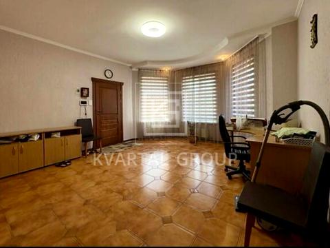 будинок за адресою Новаторів вул., 5