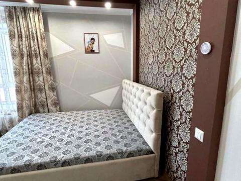 квартира за адресою Володимира Івасюка вул., 7