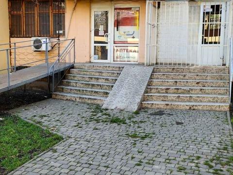 комерційна за адресою Іцхака Рабіна вул., 2