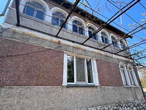 будинок за адресою Учительська, 5