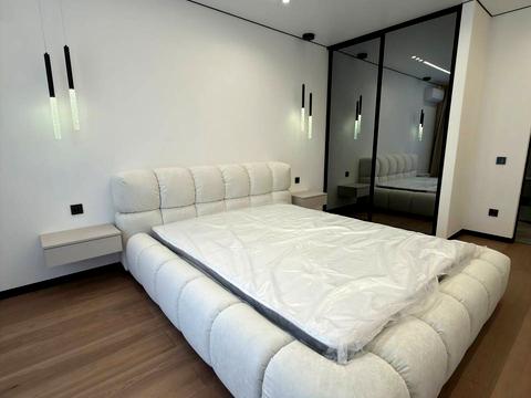 квартира за адресою Романа Левицького вул., 4