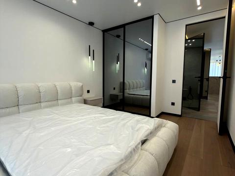 квартира за адресою Романа Левицького вул., 4