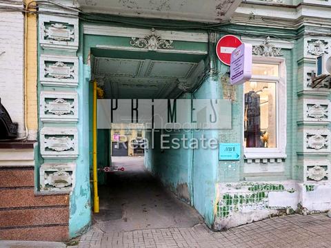комерційна за адресою Шота Руставелі вул., 30-Б