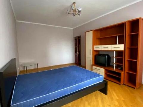 квартира за адресою Плугова вул., 12