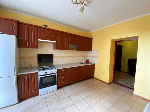 квартира за адресою Плугова вул., 12