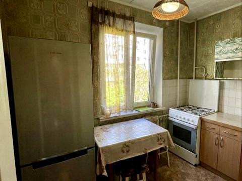 квартира за адресою Князя Володимира Великого просп., 130/2