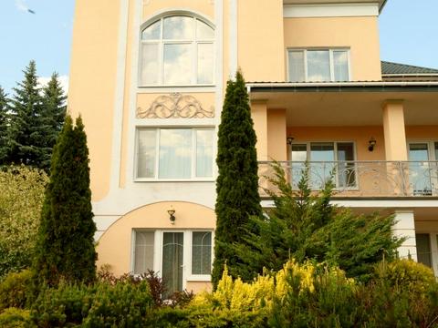 будинок за адресою Верхній Вал, 10