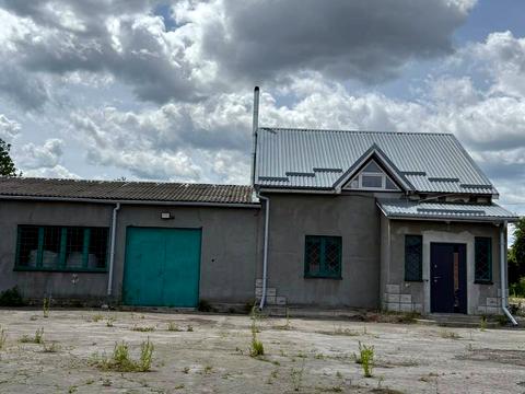 коммерческая по адресу Застав'я, 2