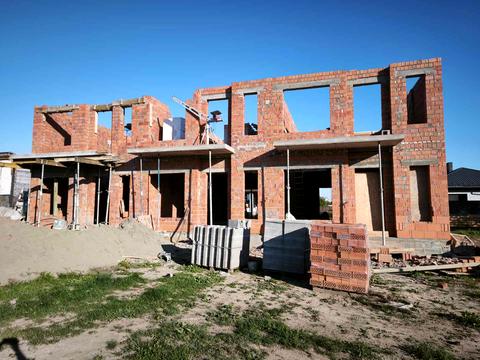 будинок за адресою Пчілки Олени