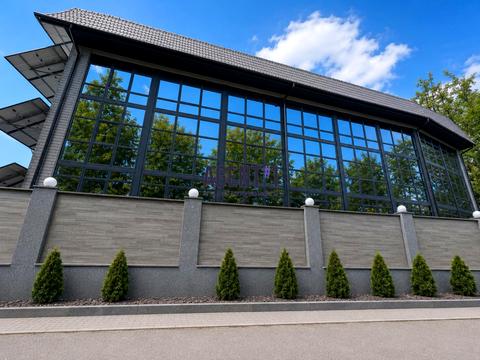 комерційна за адресою Зв'язківців вул., 2А