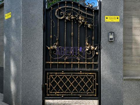 комерційна за адресою Зв'язківців вул., 2А