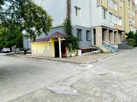 комерційна за адресою Осипа Сорохтея вул., 11а