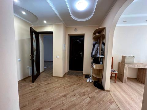 квартира за адресою Євгена Коновальця вул., 15/2
