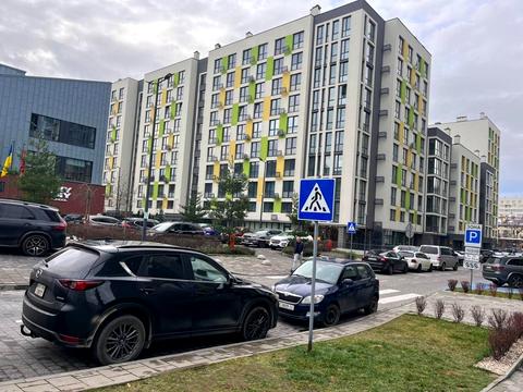 коммерческая по адресу Угорская ул., 12