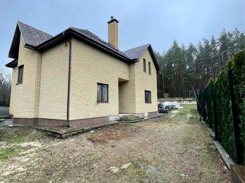 будинок за адресою Лісова