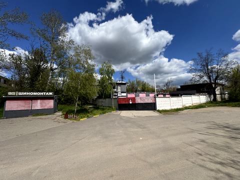 комерційна за адресою Металургів просп., 2б