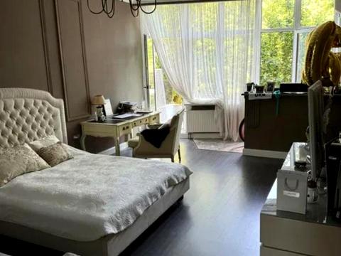 квартира по адресу Аркадиевский пер., 9/1