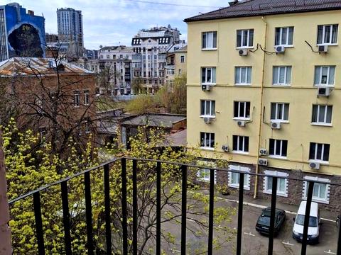 квартира за адресою Шота Руставелі вул., 26