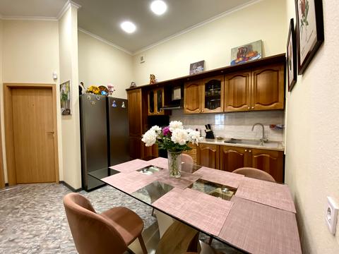 квартира за адресою Володимира Моссаковського вул. (Клари Цеткін), 20