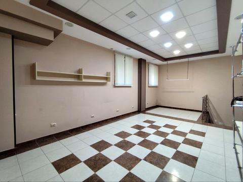 комерційна за адресою Вокзальна вул., 7