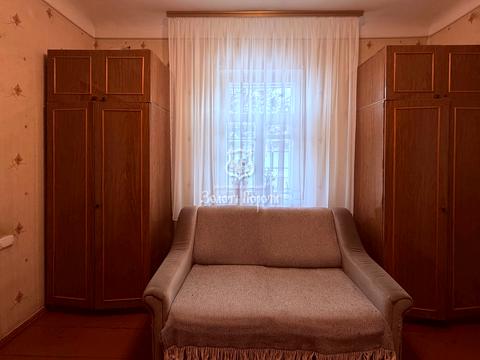 будинок за адресою Леоніда Каденюка вул., 21