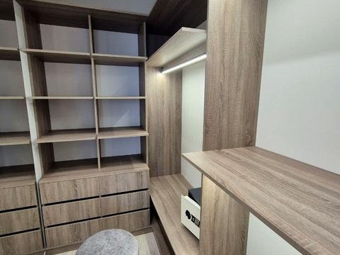 квартира за адресою Набережна Перемоги вул., 7
