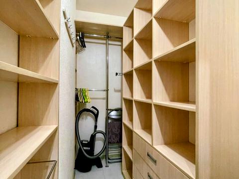 квартира за адресою Регенераторна вул., 4к2