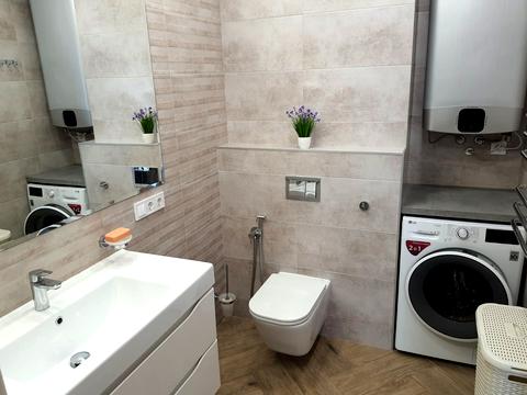 квартира за адресою Ревуцького вул., 40-В