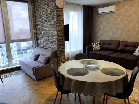 квартира за адресою Ревуцького вул., 40-В
