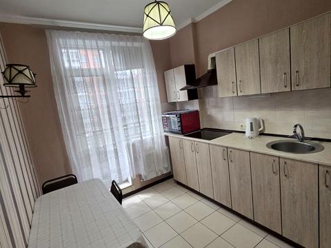 квартира за адресою Перлинна вул., 3