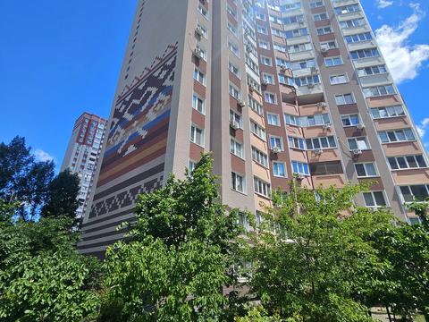 квартира по адресу Софии Русовой ул., 1